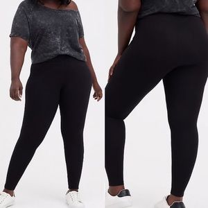 Torrid Black Slim Fix Technology Premium Leggings 0 XL